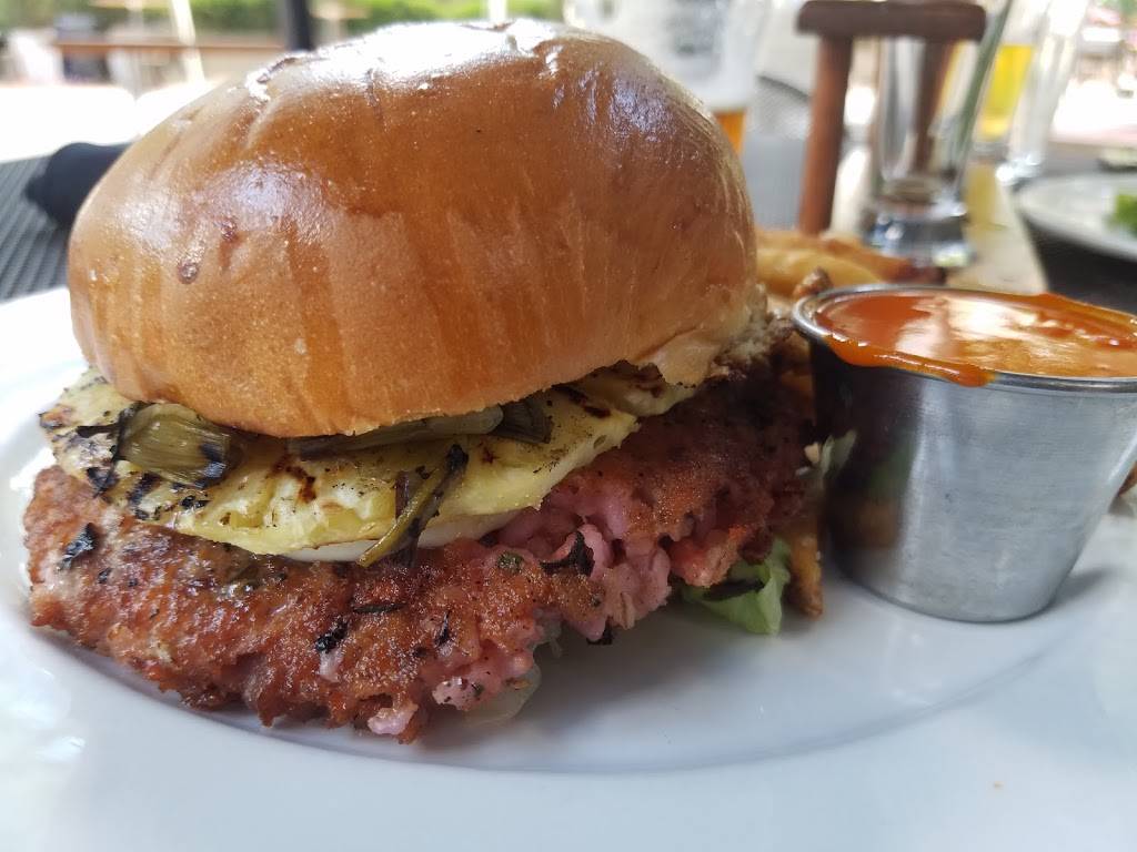 Mad Fox Brewing Company | restaurant | 444 W Broad St I, Falls Church, VA 22046, USA | 7039426840 OR +1 703-942-6840