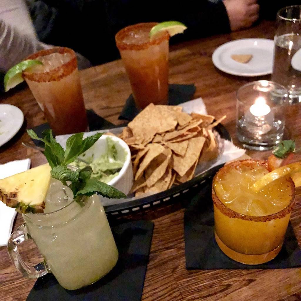 Del Toro | restaurant | 2133 S Halsted St, Chicago, IL 60608, USA | 3127337144 OR +1 312-733-7144