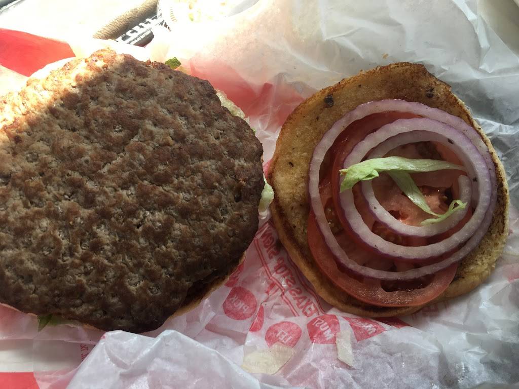 Dairy Queen Store | restaurant | 1202 US-90, Castroville, TX 78009, USA | 8305383141 OR +1 830-538-3141