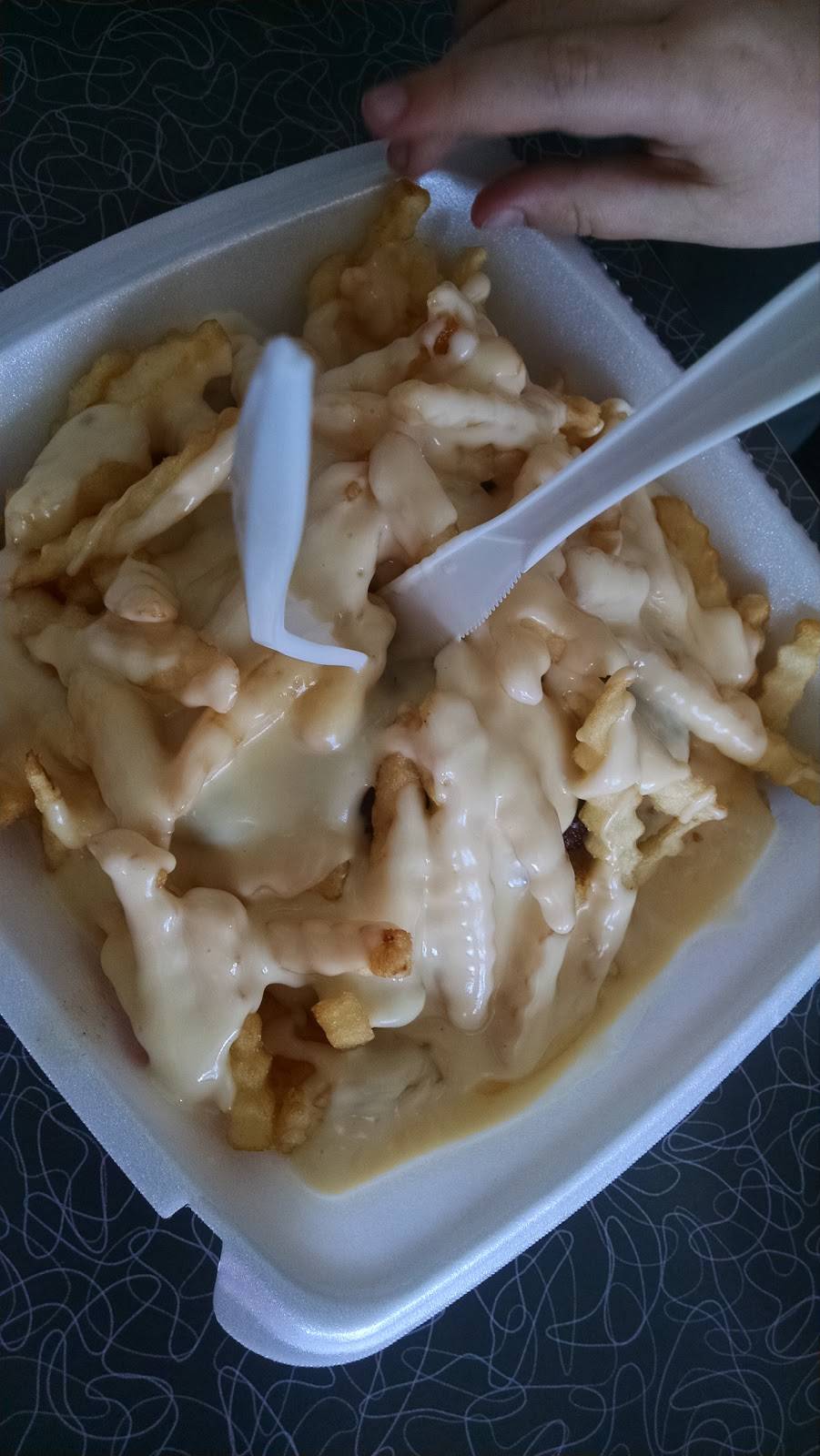 Our Inn Place | restaurant | 1901 Willow St, Pekin, IL 61554, USA | 3093477777 OR +1 309-347-7777