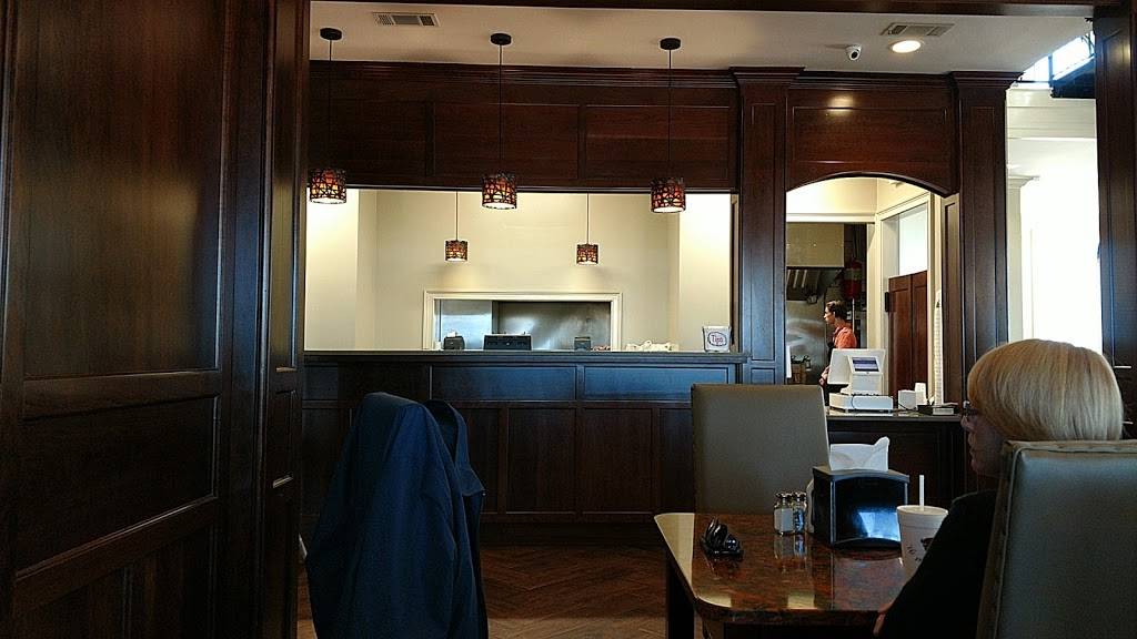 The Soda Fountain | restaurant | 640 N Veterans Pkwy, Moultrie, GA 31768, USA | 2299857093 OR +1 229-985-7093