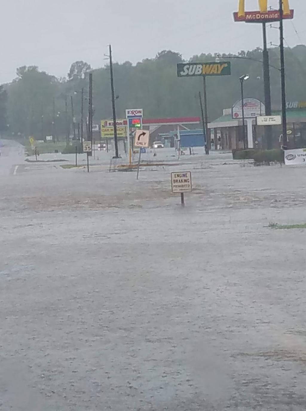 Subway | restaurant | 600 Factory Outlet Dr, Arcadia, LA 71001, USA | 3182632001 OR +1 318-263-2001