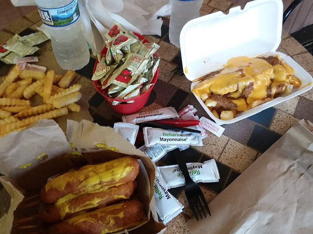 Dip Dog Stand | restaurant | 2035 Lee Hwy, Marion, VA 24354, USA | 2767832698 OR +1 276-783-2698