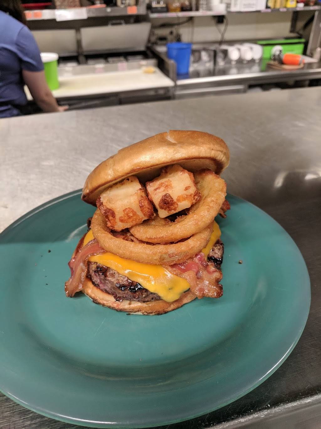 Goose Blind Grill & Bar | meal delivery | 512 Gold St, Green Lake, WI 54941, USA | 9202946363 OR +1 920-294-6363