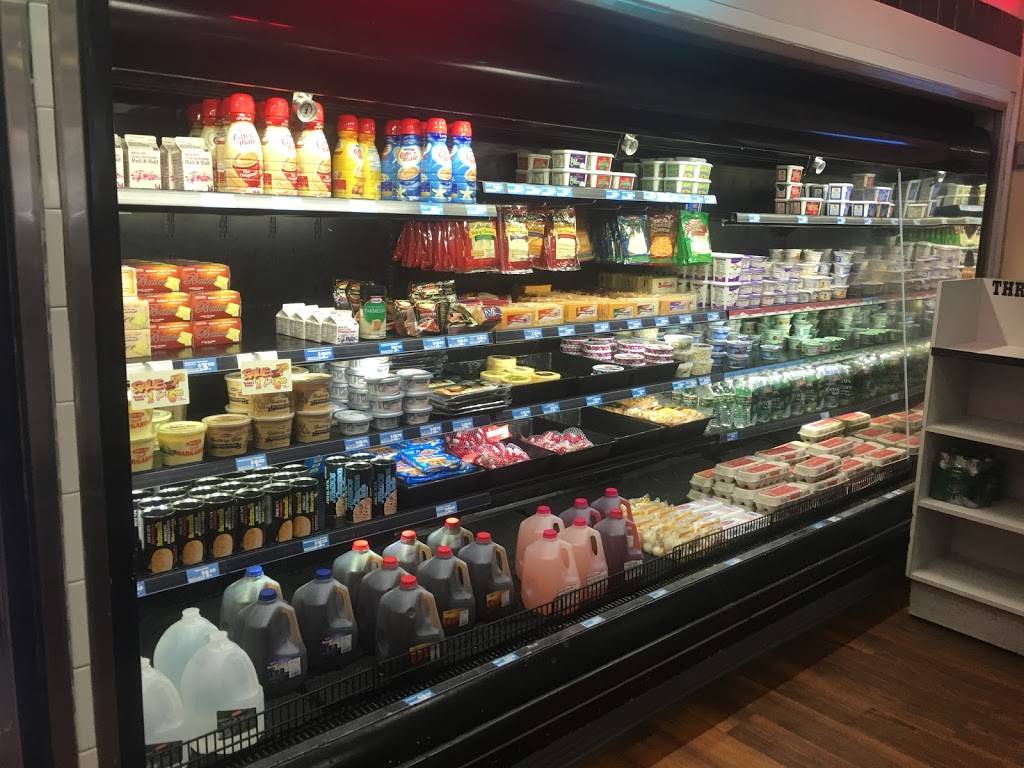 Braums Ice Cream & Burger Restaurant | restaurant | 2410 W Edmond Rd, Edmond, OK 73012, USA | 4053409288 OR +1 405-340-9288