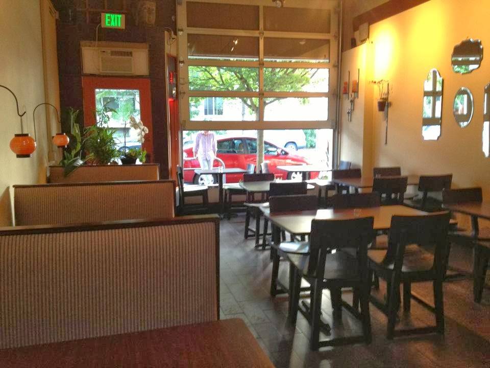 Tangerine Thai Restaurant | restaurant | 5914 Phinney Ave N, Seattle, WA 98103, USA | 2067068424 OR +1 206-706-8424