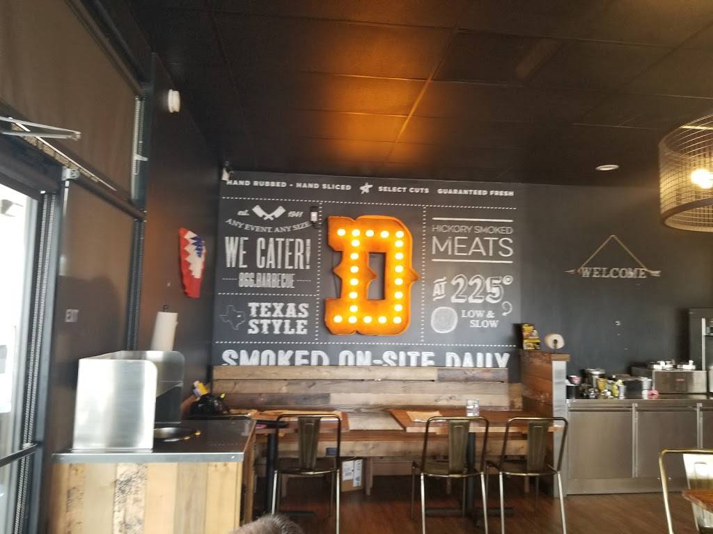 Dickeys Barbecue Pit | restaurant | 21 Fair Ln, Placerville, CA 95667, USA | 5307483445 OR +1 530-748-3445