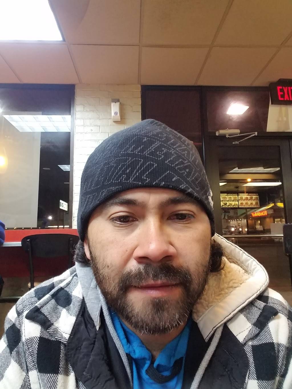 Jack in the Box | restaurant | 6403 Wesley St, Greenville, TX 75402, USA | 9034541616 OR +1 903-454-1616