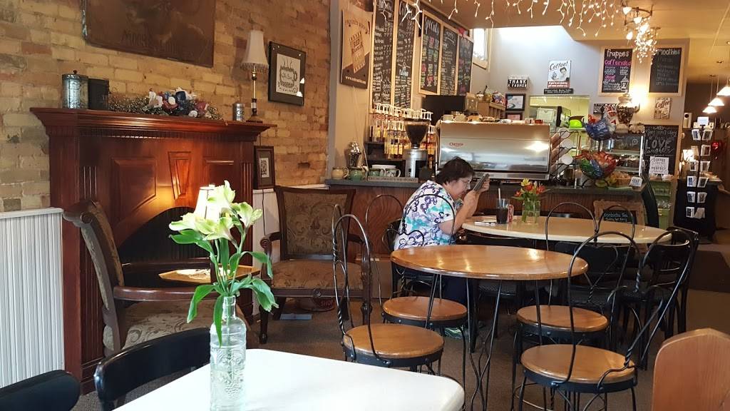 Jilly Beans Coffee House | cafe | 2 N Howell St, Hillsdale, MI 49242, USA | 5174373338 OR +1 517-437-3338