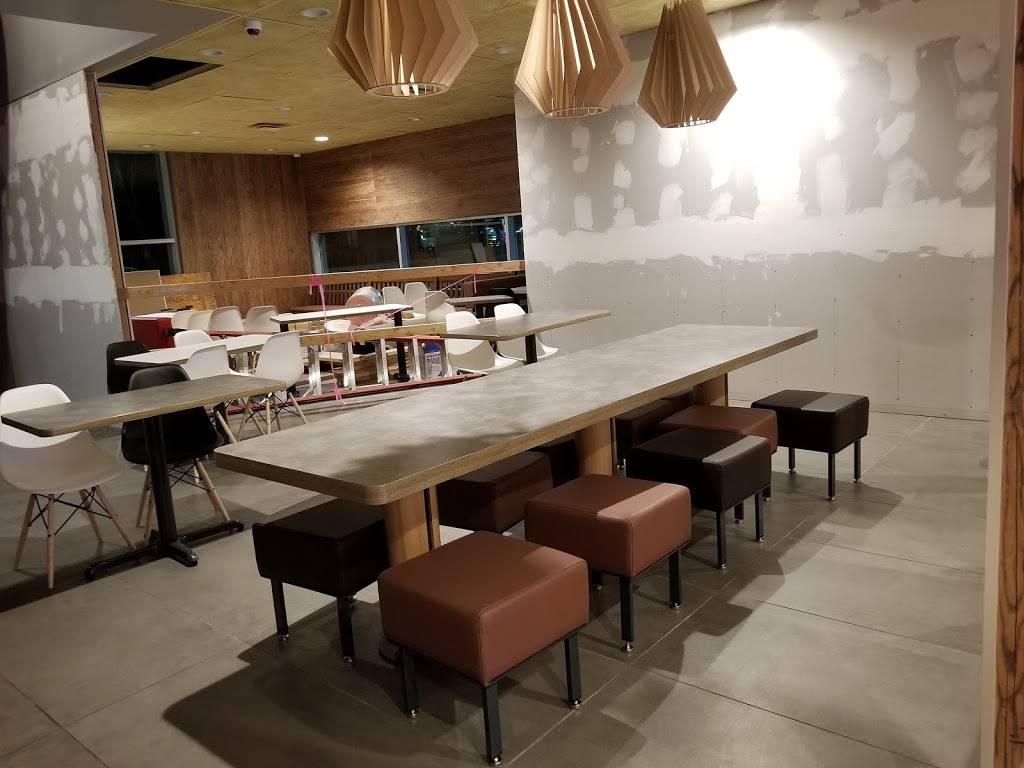 McDonalds | cafe | 20210 N Cave Creek Rd, Phoenix, AZ 85024, USA | 6029231835 OR +1 602-923-1835