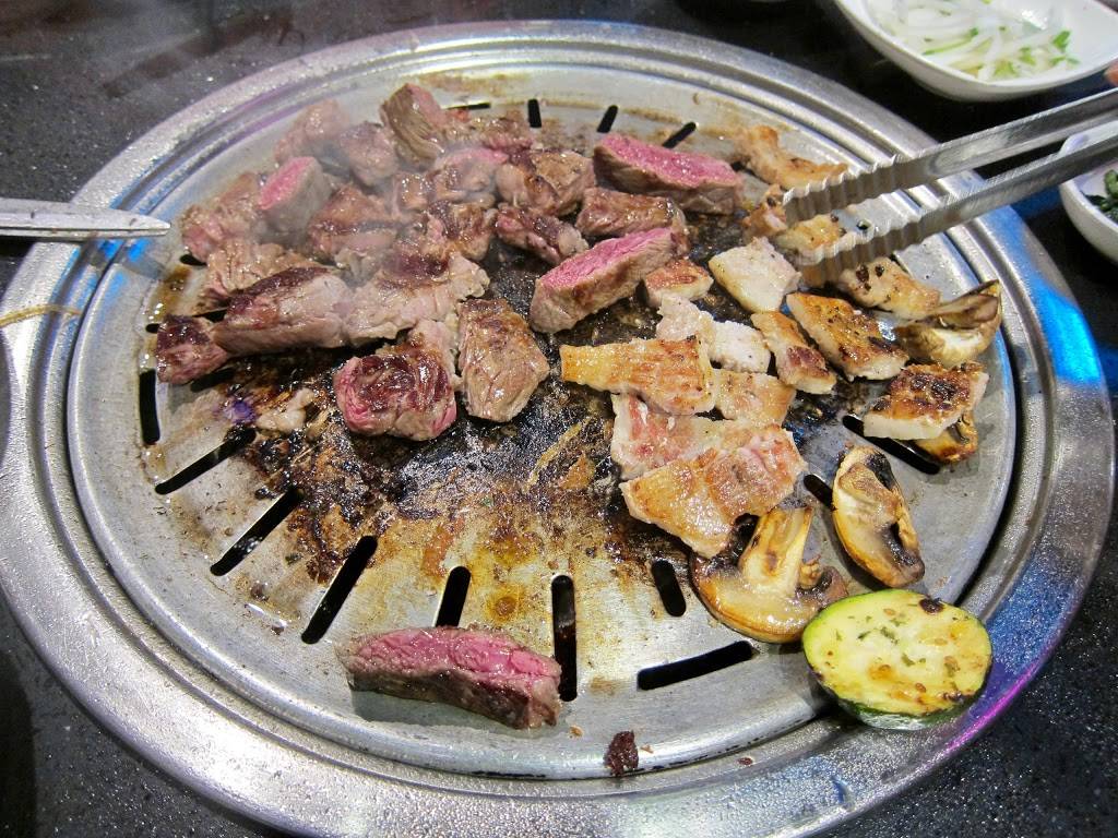 Mr BBQ | restaurant | 305 N State College Blvd, Fullerton, CA 92831, USA | 7144410000 OR +1 714-441-0000