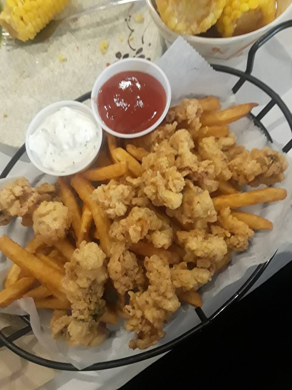 The Juicy Seafood | restaurant | 1404 Boston Rd, Springfield, MA 01119, USA | 4132098941 OR +1 413-209-8941