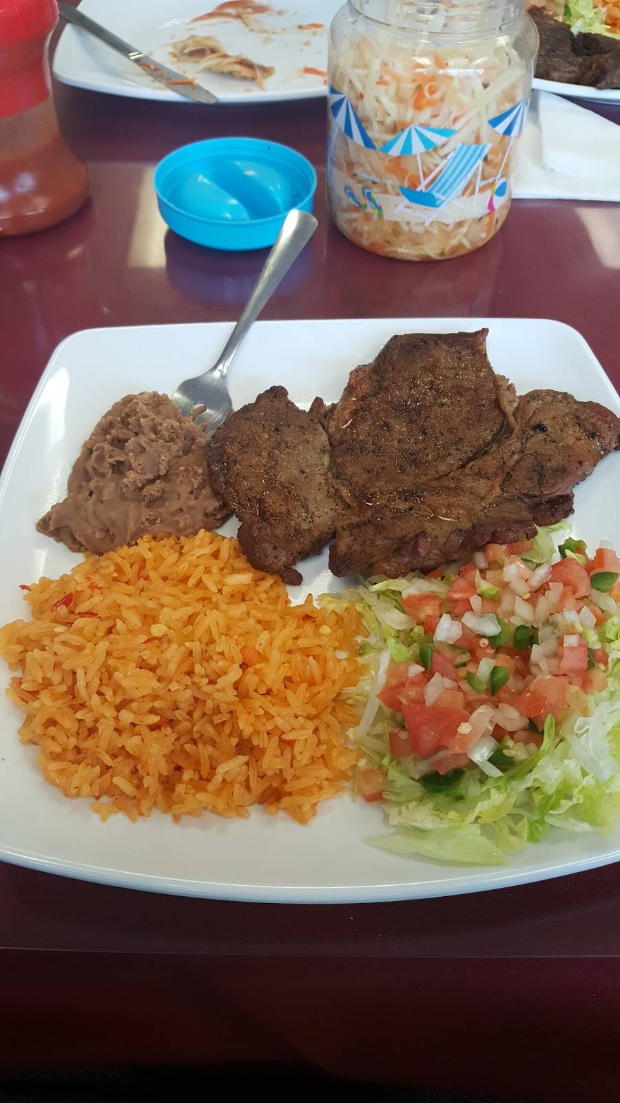 Mi Guanaquita | restaurant | 120 Erie St S, Leamington, ON N8H 3B6, Canada | 5193988110 OR +1 519-398-8110