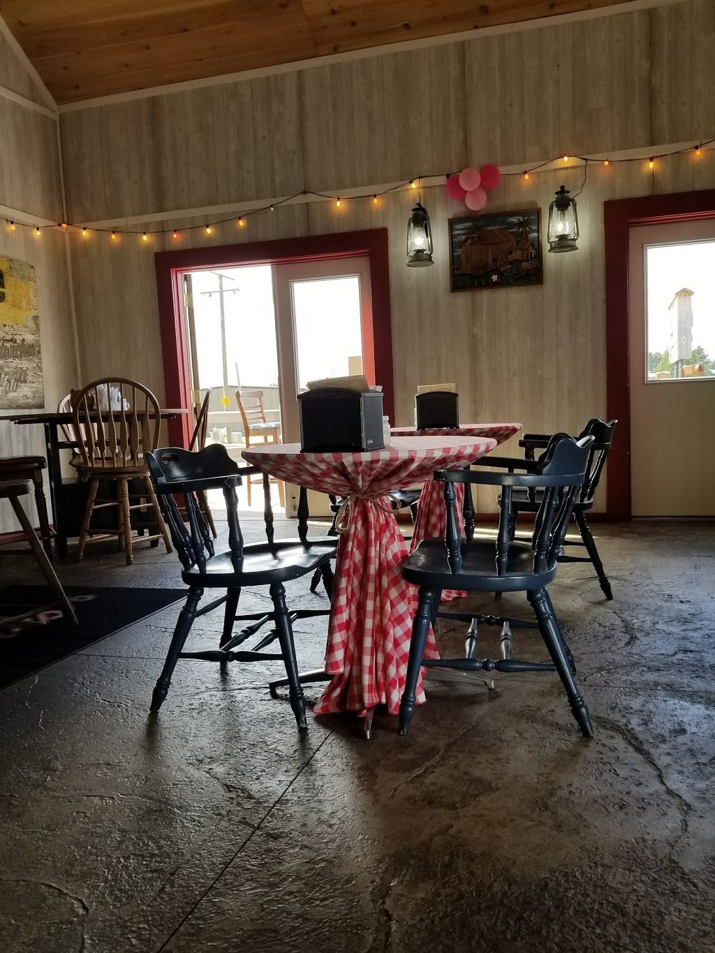 Porkies Pig Roast & Catering Fanatics | restaurant | 2245 S Eastwood Dr, Woodstock, IL 60098, USA | 8153376465 OR +1 815-337-6465