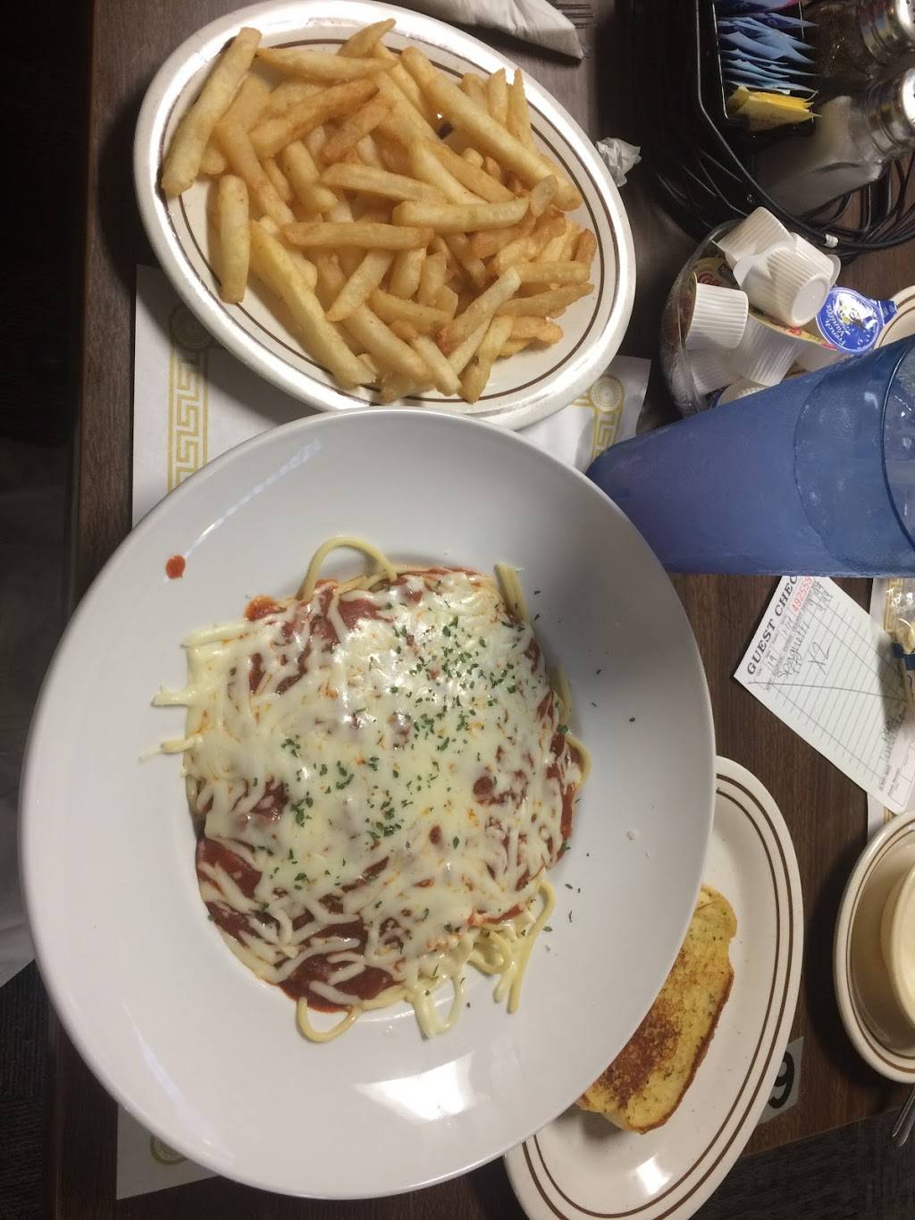 Greenfield Family Restaurant | restaurant | Greenfield, IN 46140, USA | 3173182455 OR +1 317-318-2455