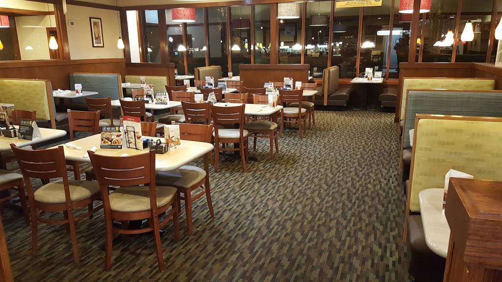 Perkins Restaurant & Bakery | restaurant | 2222 W Eisenhower Blvd, Loveland, CO 80537, USA | 9706631944 OR +1 970-663-1944