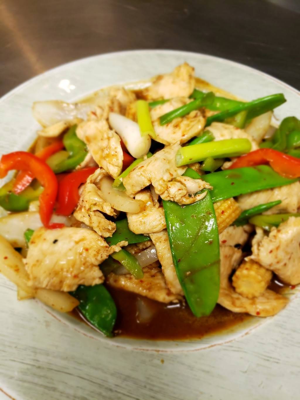 Tasty Thai | restaurant | 153 Belgrade Ave, Roslindale, MA 02131, USA | 6173272378 OR +1 617-327-2378