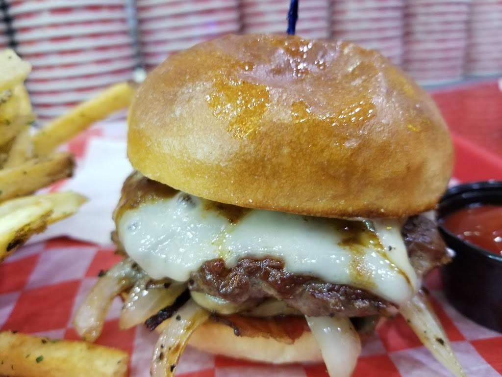 Streetside Burger | restaurant | 37401 Joy Rd, Westland, MI 48185, USA | 7344045757 OR +1 734-404-5757