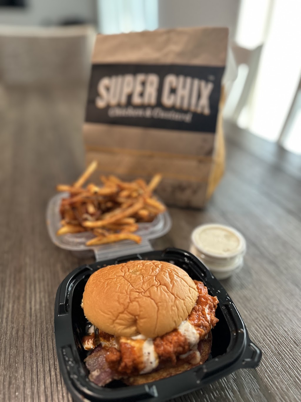 Super Chix - Greystone | restaurant | 5357 US-280 suite 102, Birmingham, AL 35242, USA | 2052385174 OR +1 205-238-5174