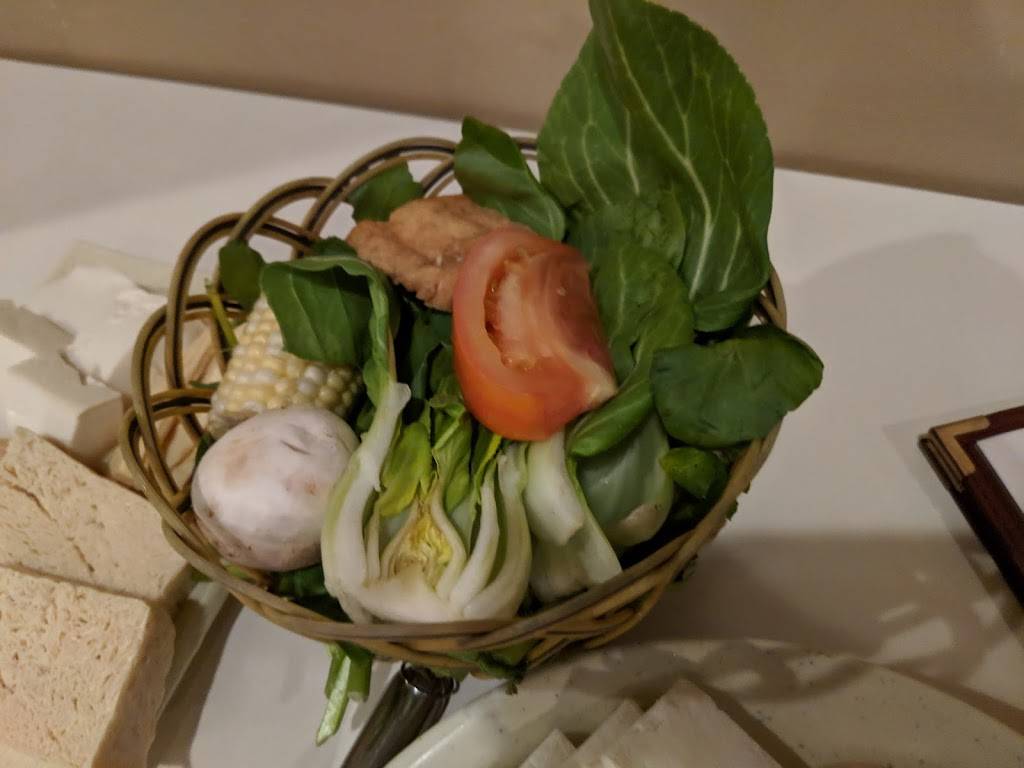 Little Q Hot Pot | restaurant | 196 Massachusetts Ave, Arlington, MA 02474, USA | 7814883755 OR +1 781-488-3755