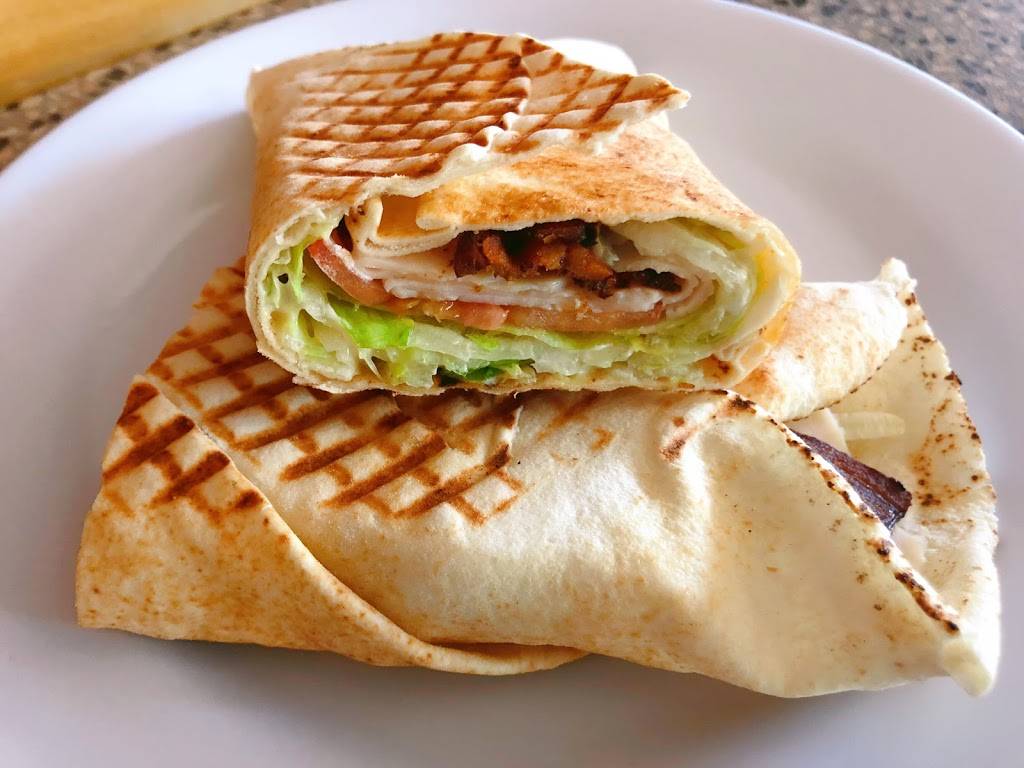 Centrepointe Cafe & Deli | restaurant | 117 Centrepointe Dr Unit 124A, Nepean, ON K2G 5X3, Canada | 6132240010 OR +1 613-224-0010