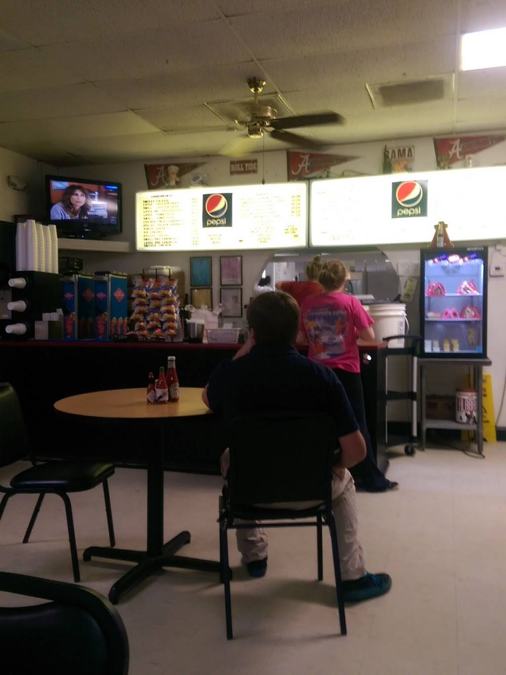 Bama Barbecue & Grill | restaurant | 3076 McFarland Blvd #14, Northport, AL 35476, USA | 2053339816 OR +1 205-333-9816