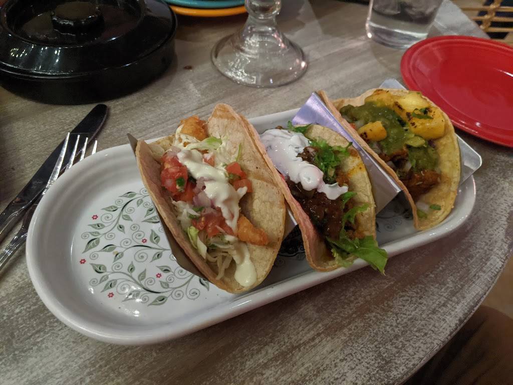 Fat Rosies Taco & Tequila Bar | restaurant | 870 N Meacham Rd, Schaumburg, IL 60173, USA | 8478072850 OR +1 847-807-2850