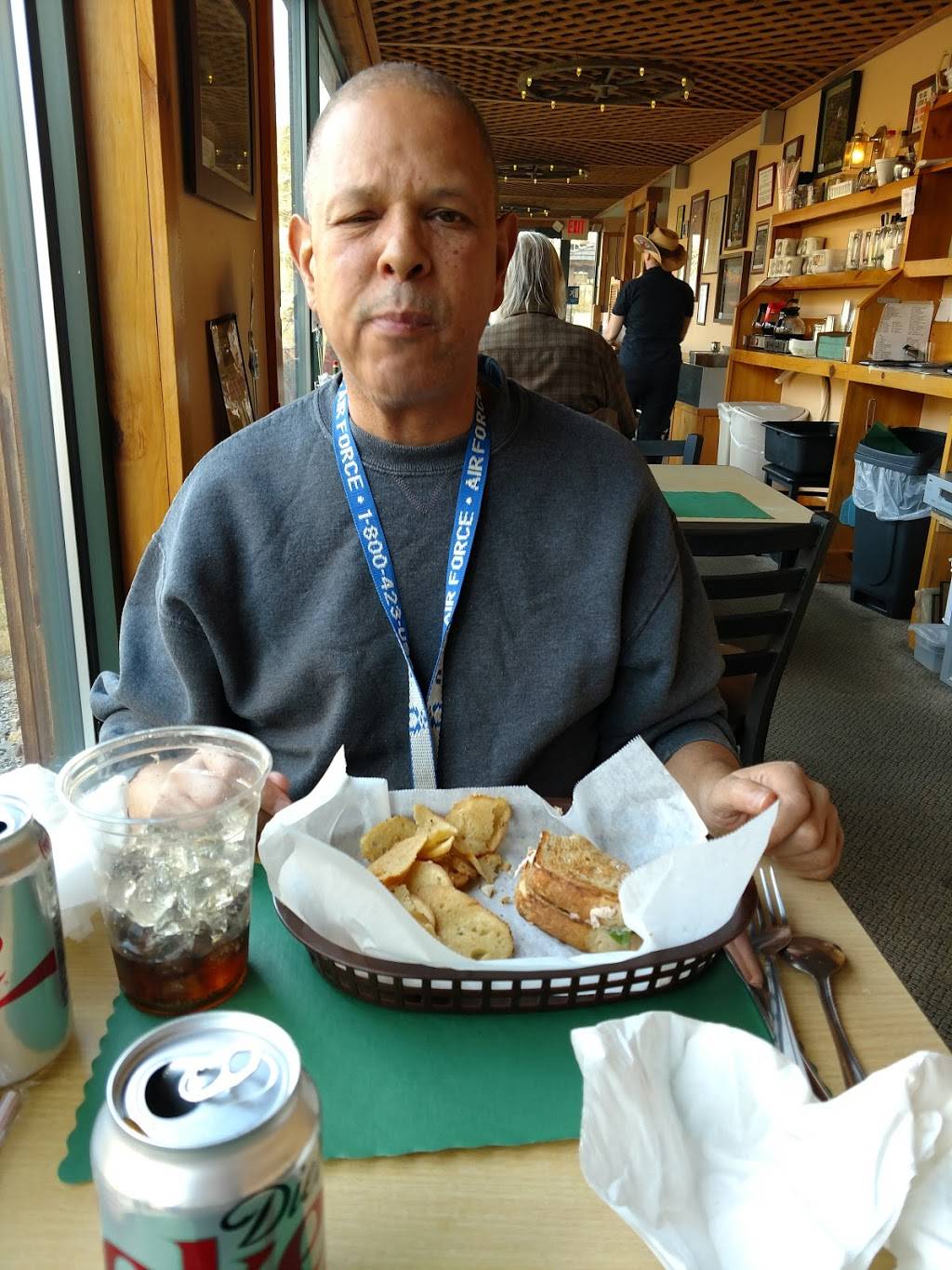 Two River Junction | restaurant | 106 Scenic Dr, Lackawaxen, PA 18435, USA | 5706851350 OR +1 570-685-1350