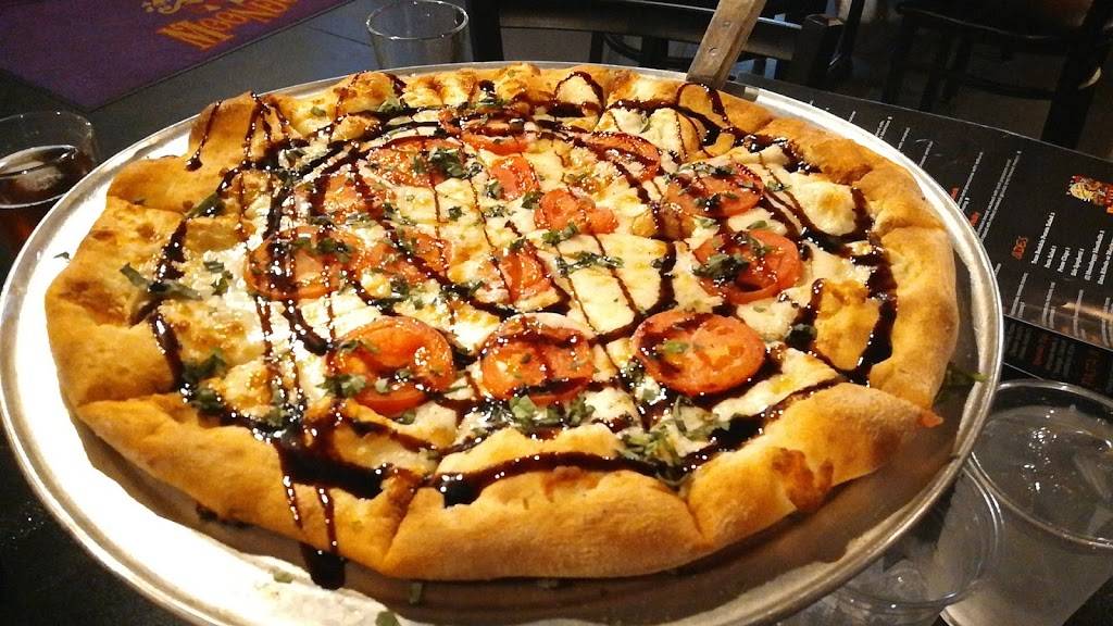 Moondoggys Pizza | restaurant | 36 Canal Rd, Brunswick, GA 31525, USA | 9122644888 OR +1 912-264-4888