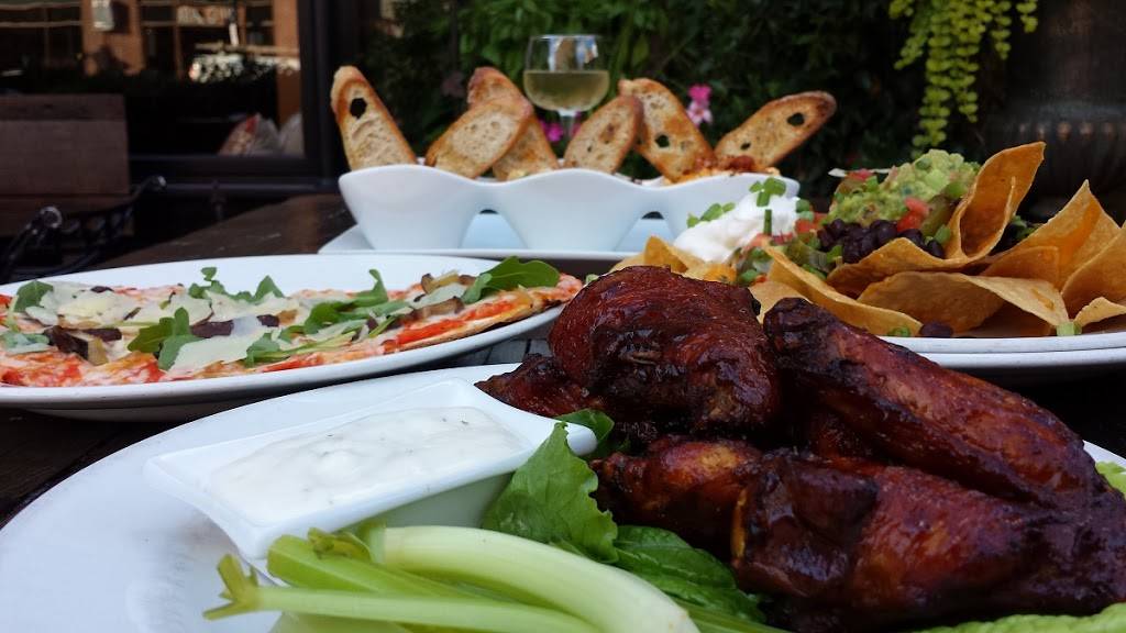 Fells Point Tavern | restaurant | 1606 Thames St, Baltimore, MD 21231, USA | 4102764700 OR +1 410-276-4700