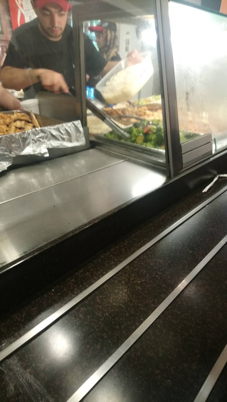 Grillades Torino | restaurant | 100 Bayshore Dr, Nepean, ON K2B 8C1, Canada | 6136808852 OR +1 613-680-8852