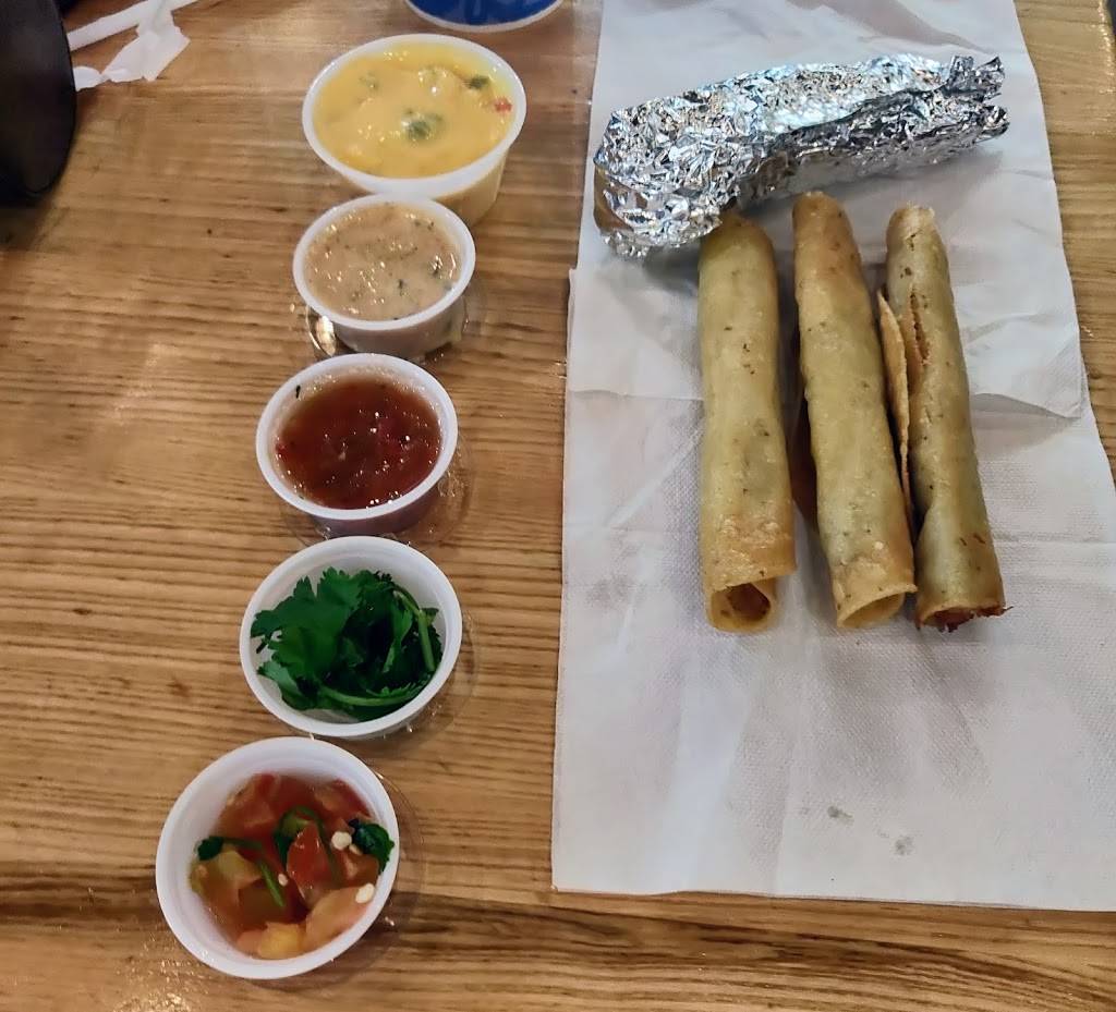 Taco Cabana | restaurant | 1827 Greenville Ave, Dallas, TX 75206, USA | 2148232092 OR +1 214-823-2092