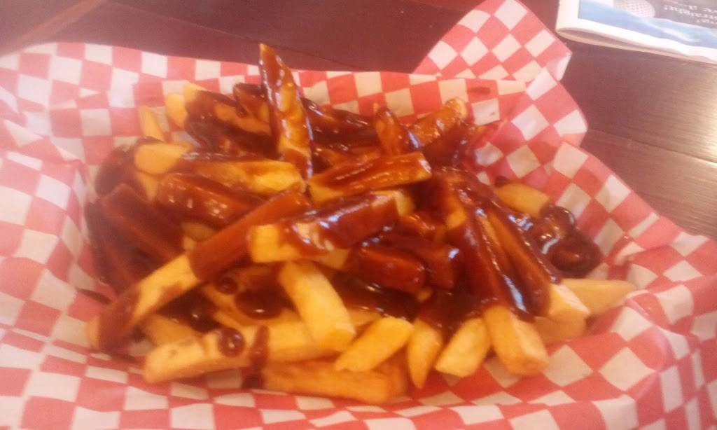 Northern Dunes Golf Club | restaurant | 665 Bruce St, Hepworth, ON N0H 1P0, Canada | 5199353000 OR +1 519-935-3000