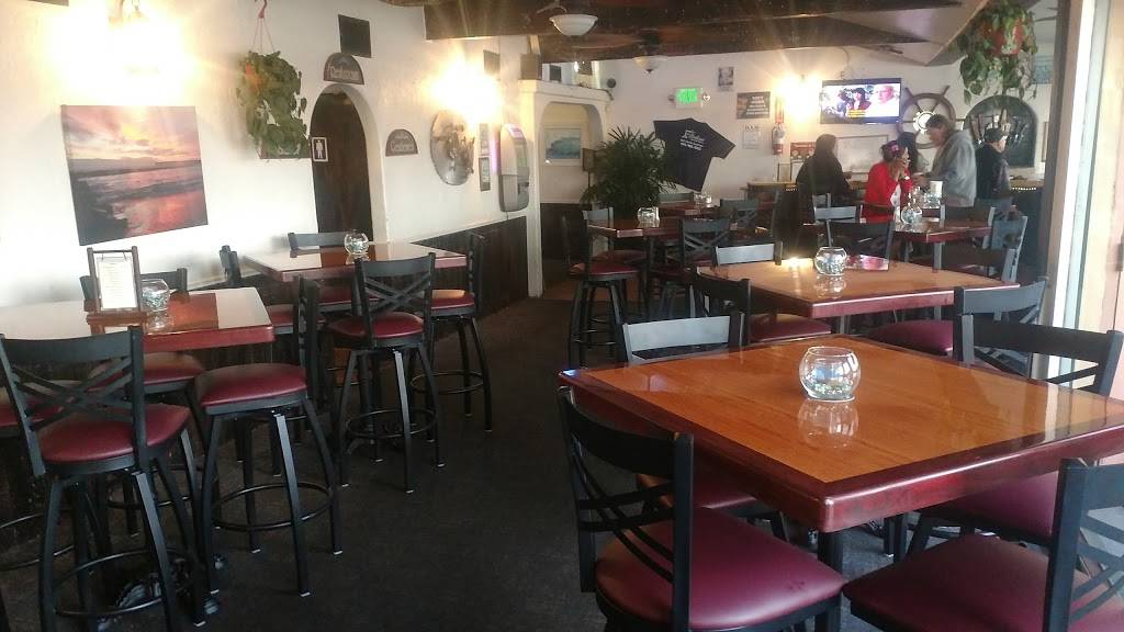 The Lookout Bar & Grill | restaurant | 2800 Harbor Blvd suite B, Oxnard, CA 93035, USA | 8059859300 OR +1 805-985-9300