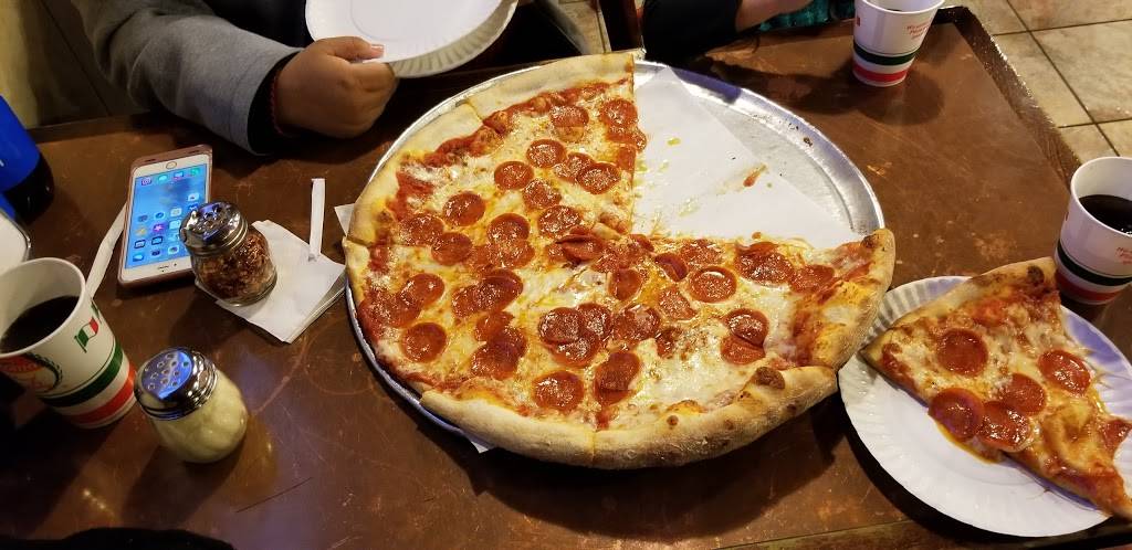 Brothers Pizzeria | restaurant | 750 Port Richmond Ave, Staten Island, NY 10302, USA | 7184422332 OR +1 718-442-2332