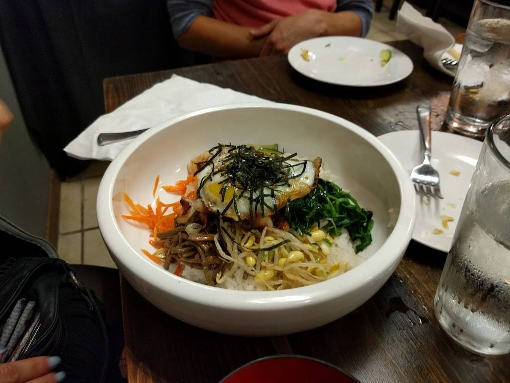 Sols on the Square | restaurant | 117 E Mifflin St, Madison, WI 53703, USA | 6082510116 OR +1 608-251-0116