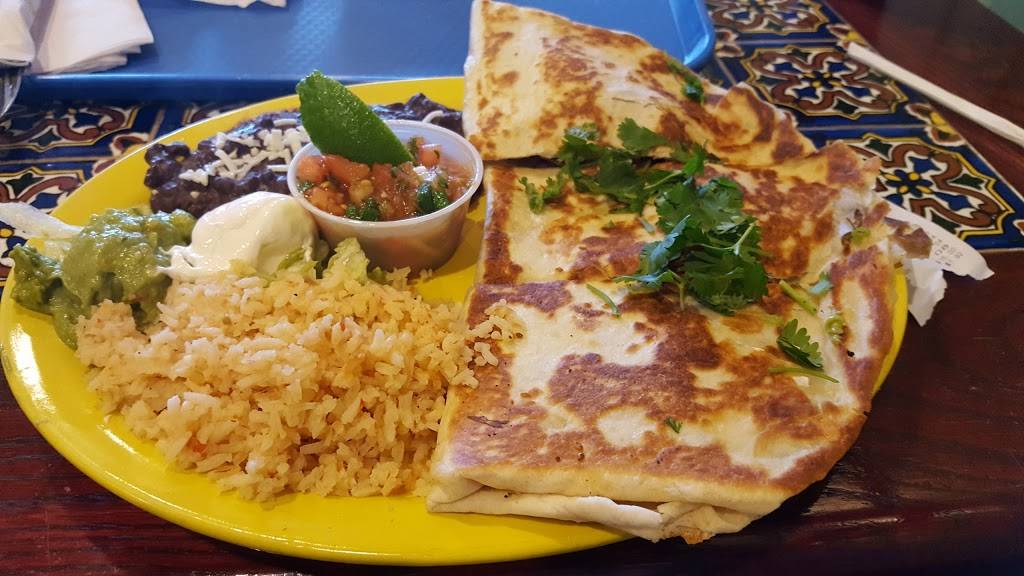 Michaels Grill & Taqueria | restaurant | 1124 Forest Ave, Pacific Grove, CA 93950, USA | 8316478654 OR +1 831-647-8654