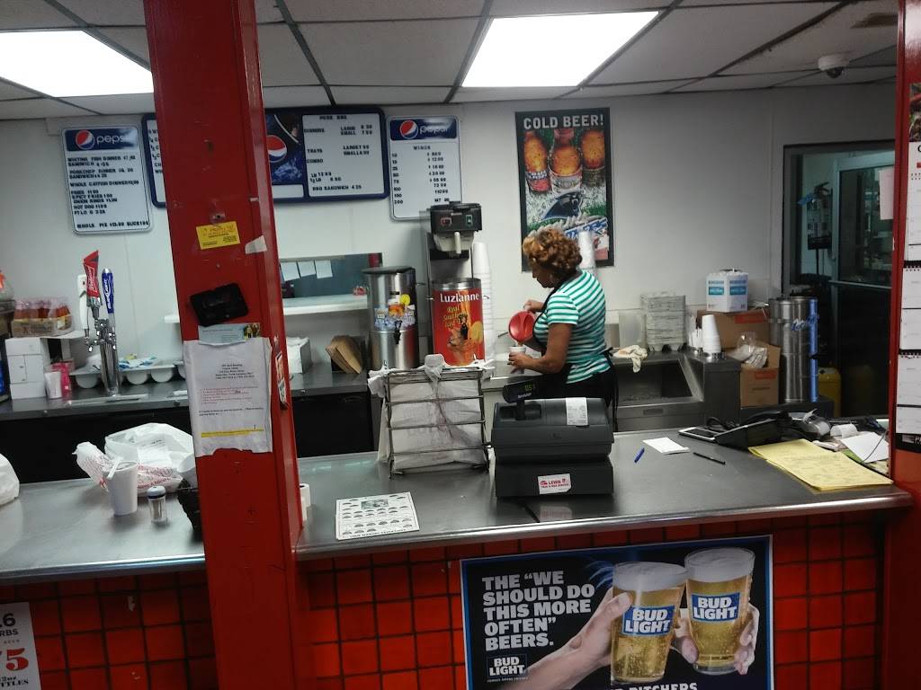 Phifers Hot Wings & Bar-B-Q | restaurant | 1023 Shelton Ave, Statesville, NC 28677, USA | 7048737505 OR +1 704-873-7505