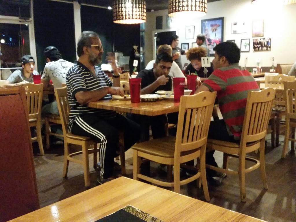 Curry Corner | restaurant | 1212 E Apache Blvd, Tempe, AZ 85281, USA | 4808941276 OR +1 480-894-1276