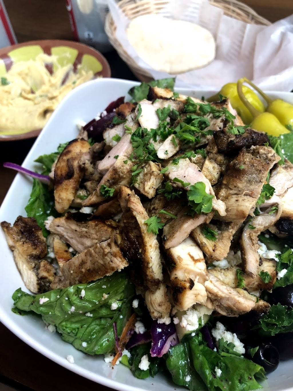 Olive Leaves | restaurant | 22542 Telegraph Rd, Southfield, MI 48033, USA | 2483524000 OR +1 248-352-4000