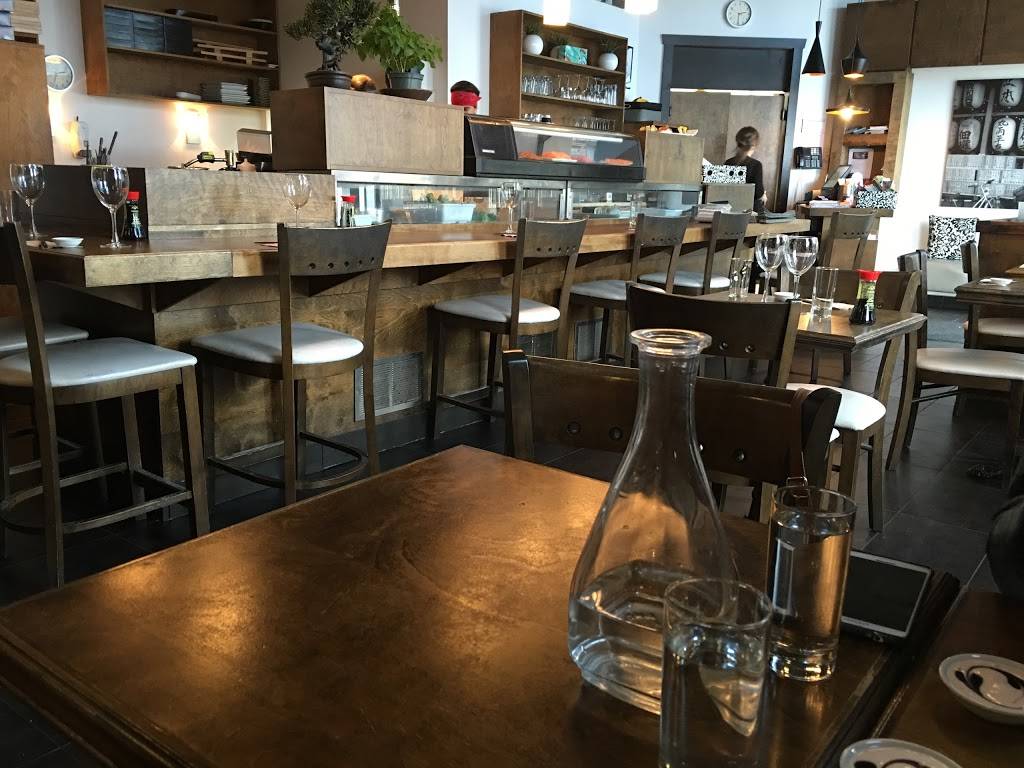 Sushi Taxi | restaurant | 4240 Boulevard des Forges, Trois-Rivières, QC G8Y 1W3, Canada | 8193793838 OR +1 819-379-3838