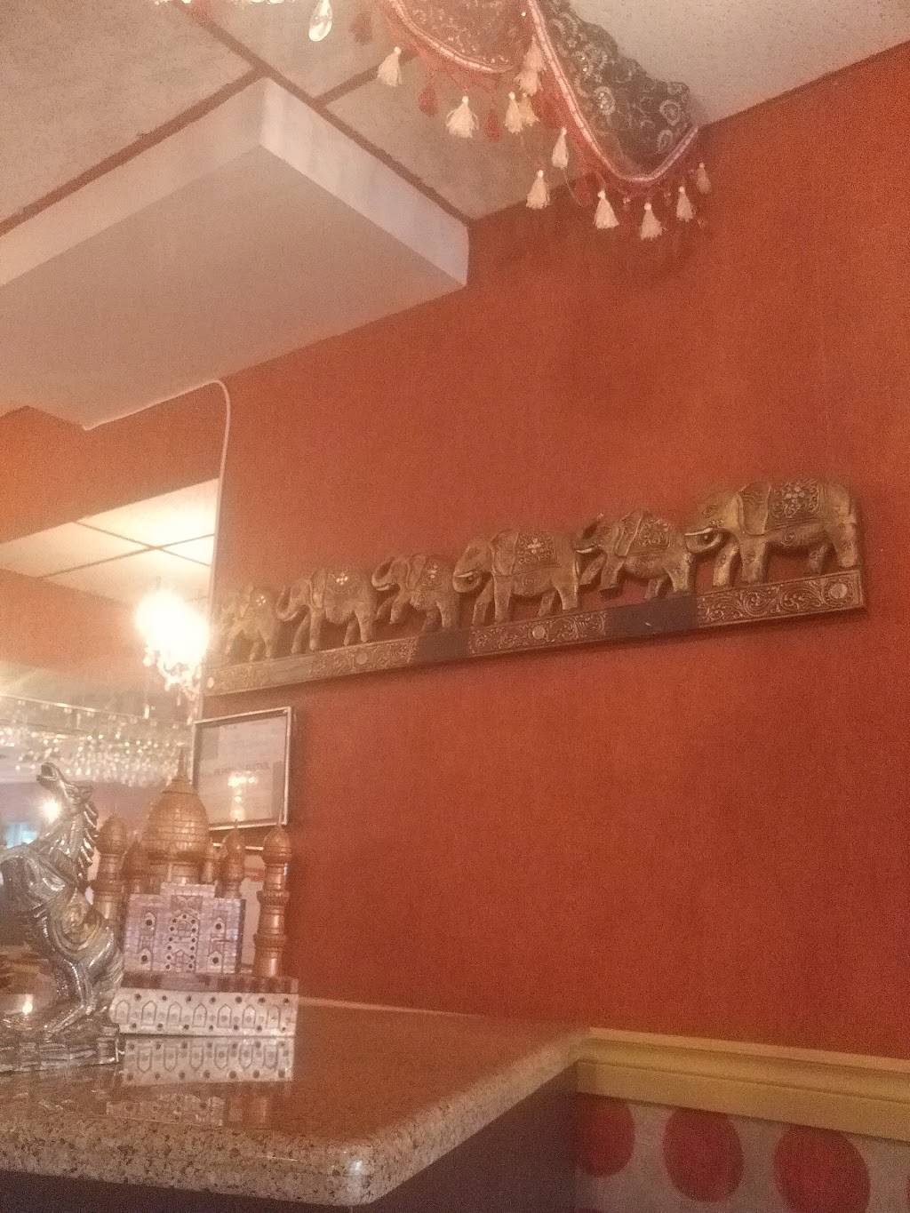 Restaurant Cari Masala | restaurant | 9194 Rue Sherbrooke E, Montréal, QC H1L 1E5, Canada | 5143512552 OR +1 514-351-2552