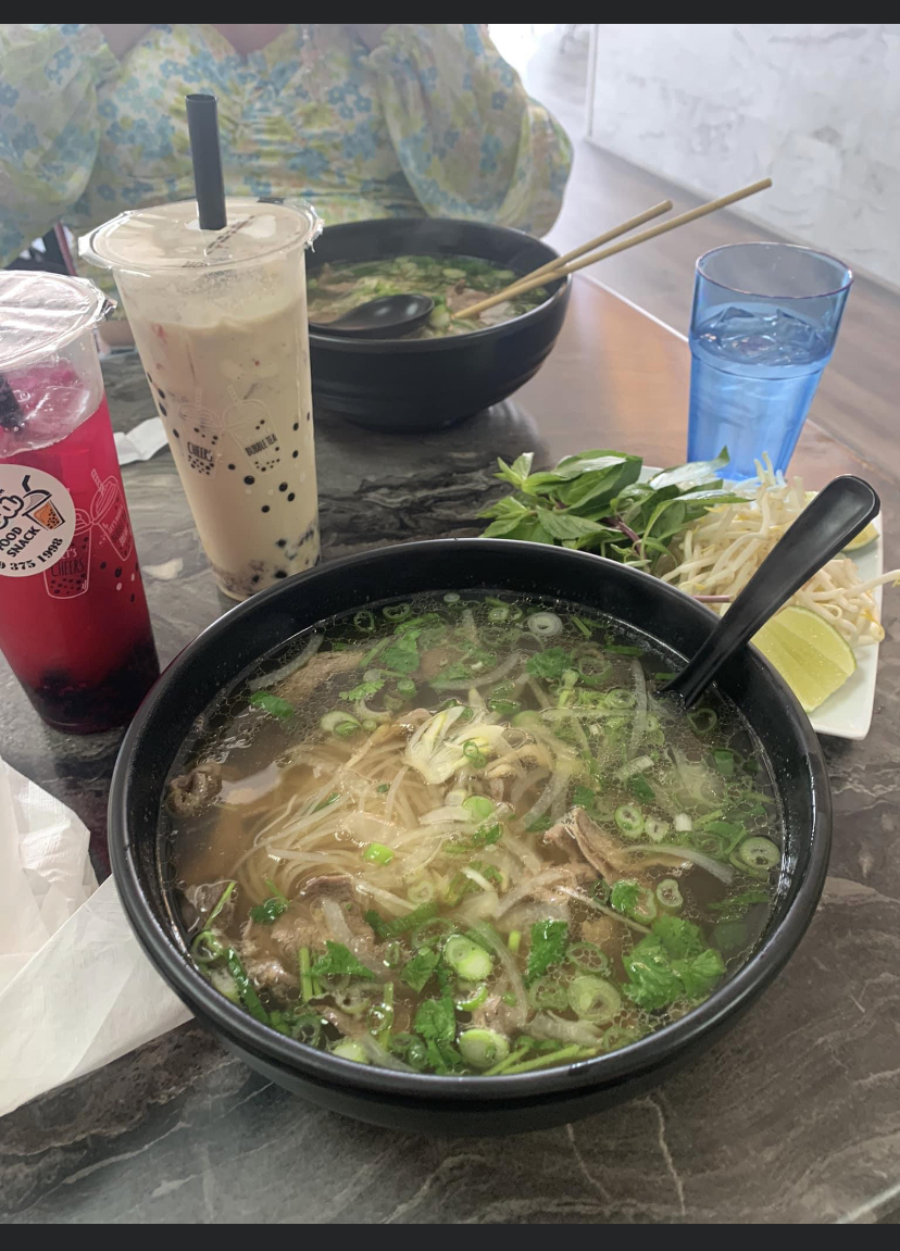 Pho-Life kitchen | restaurant | 4067 W Clinton Ave, Fresno, CA 93722, USA | 5593751998 OR +1 559-375-1998