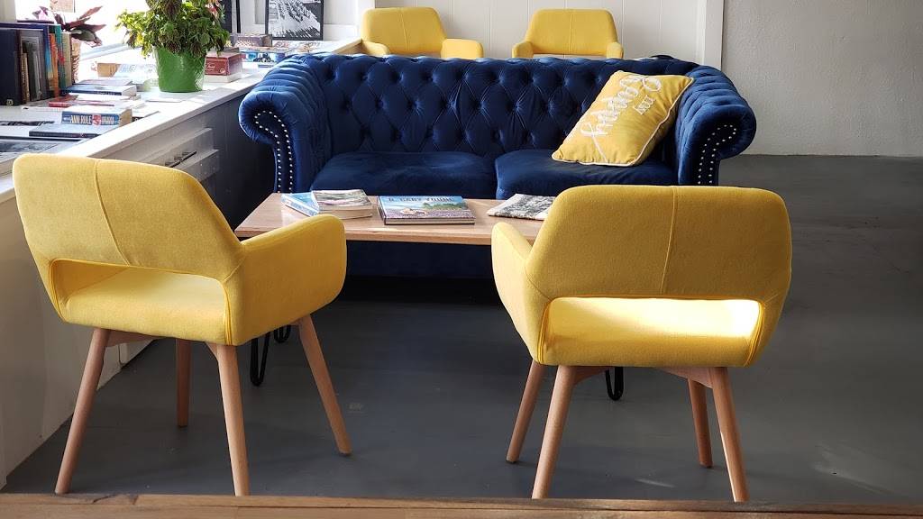 Eureka Springs Coffee House | restaurant | 11 N Main St, Eureka Springs, AR 72632, USA | 4792392010 OR +1 479-239-2010