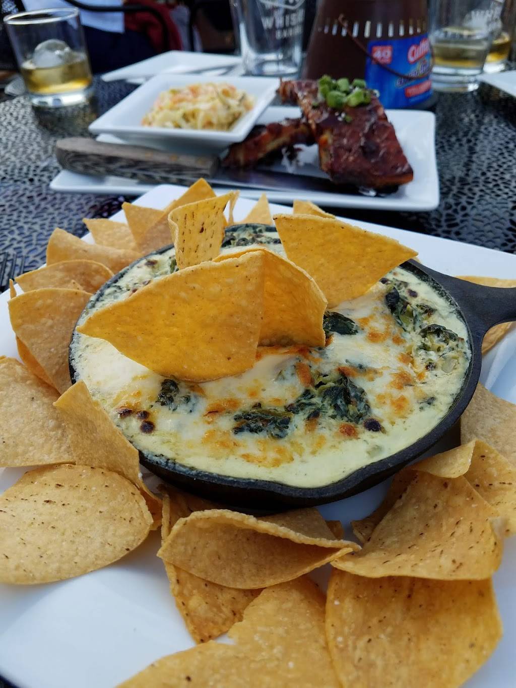 Whiskey Barrel | restaurant | 251 E Main St, Stratford, CT 06614, USA | 2033756800 OR +1 203-375-6800