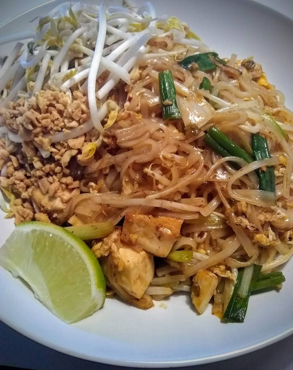 Bangkok Express Cafe | restaurant | 29702 Southfield Rd, Southfield, MI 48076, USA | 2485570993 OR +1 248-557-0993