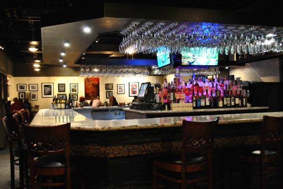 Mezza Grille | restaurant | 6100 Westheimer Rd, Houston, TX 77057, USA | 7133342000 OR +1 713-334-2000