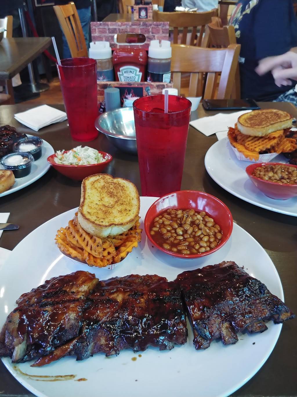 Rock n Roll Ribs | restaurant | 4651 FL-7 #1, Coconut Creek, FL 33073, USA | 9543457429 OR +1 954-345-7429