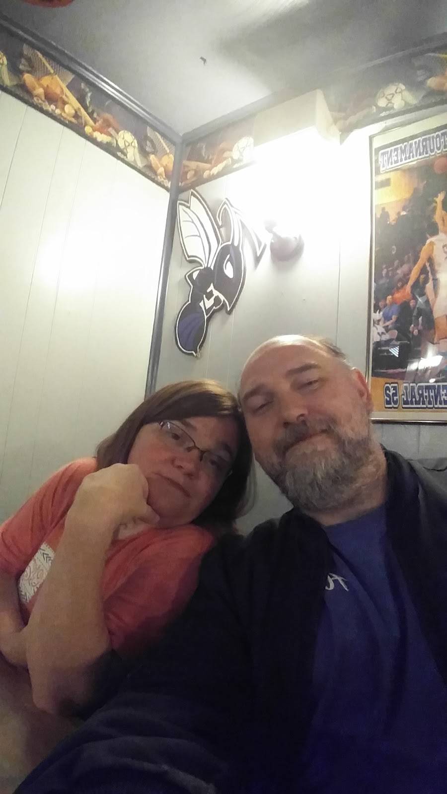 Hornets Restaurant | restaurant | 13856 Phelps 632 Rd, Phelps, KY 41553, USA | 6064563598 OR +1 606-456-3598