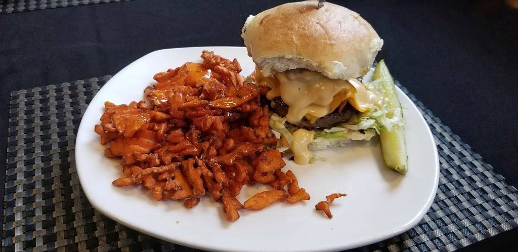 Radigans | restaurant | 4170 Southwestern Blvd, Orchard Park, NY 14127, USA | 7166499190 OR +1 716-649-9190